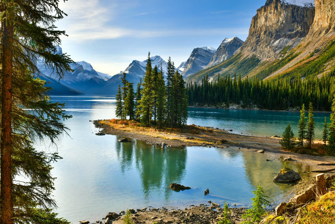 Noah Jigsaw Puzzle Beautiful Spirit Island in Maligne Lake, Jasper National Park, Alberta, Canada 2000 pieces