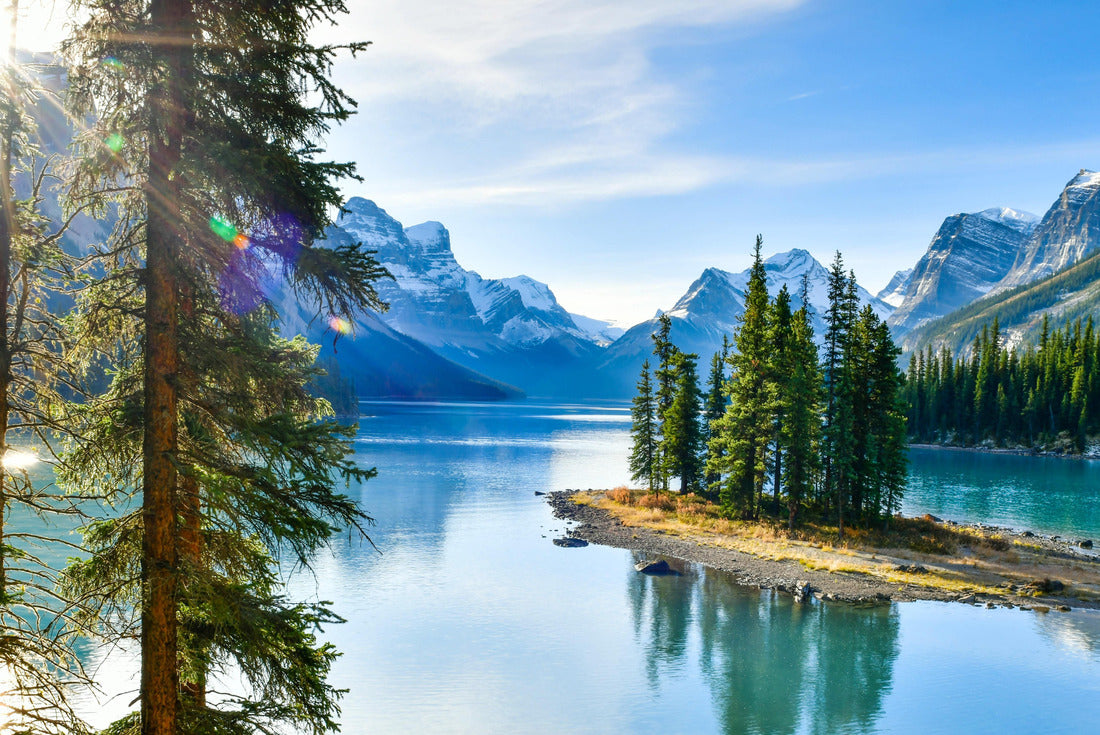 Beautiful Spirit Island in Maligne Lake, Jasper National Park, Alberta, Canada 2000pc Puzzle