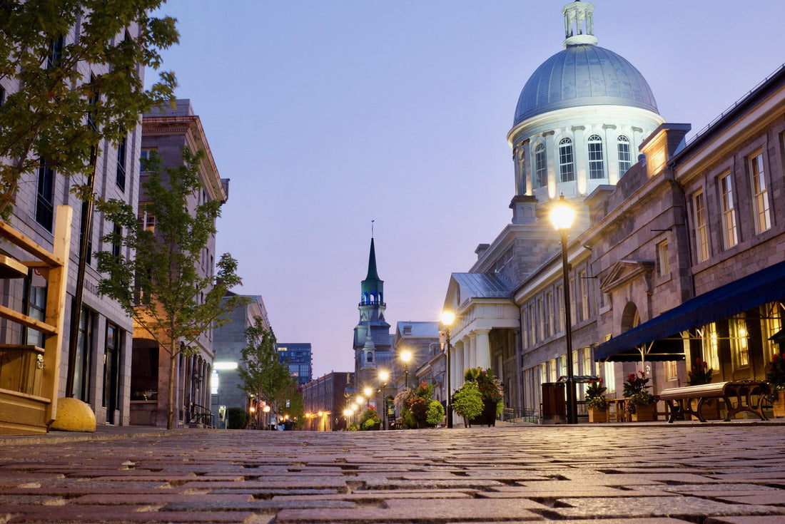 Cobbled Street at Dawn in Old Montreal 2000pc Puzzle