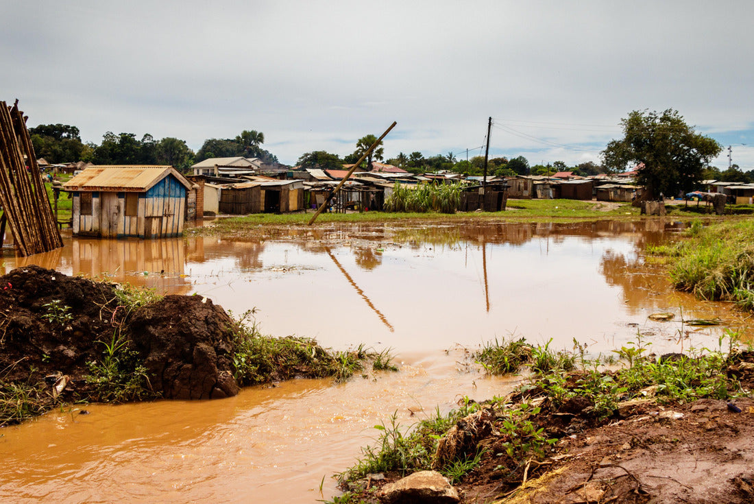 Noah Jigsaw Puzzle Rainy season in Lira Uganda 2000 pieces