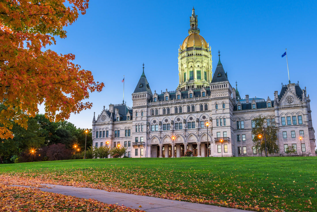 Connecticut State Capitol in Hartford, Connecticut, USA in fall 2000pc Puzzle