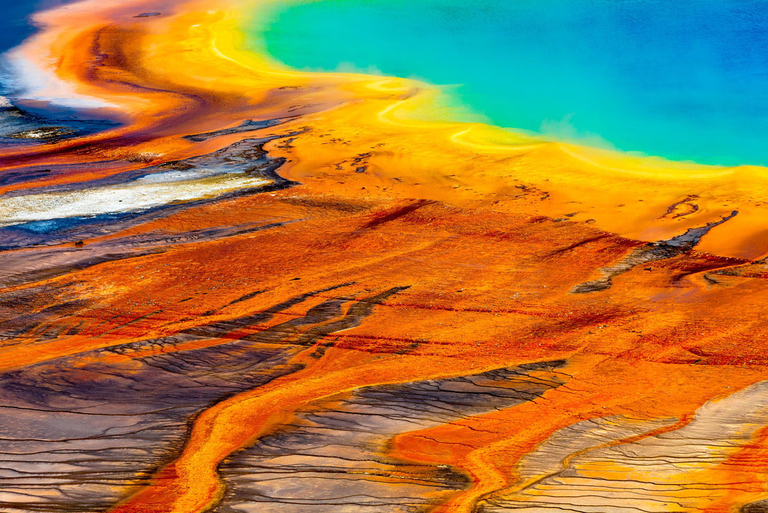 Grand Prismatic Spring closeup at Yellowstone National Park 2000pc Puzzle