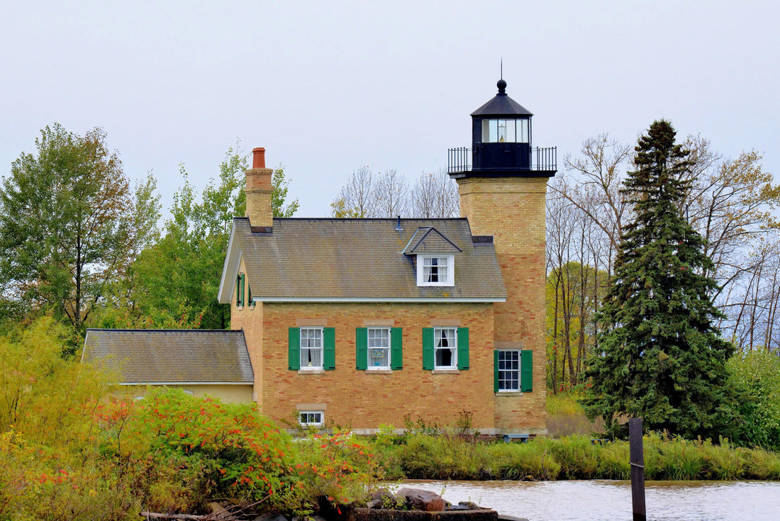 Ontonagon Lighthouse On Lake Superior By the Ontonagon River Ontonagon MI 2000pc Puzzle