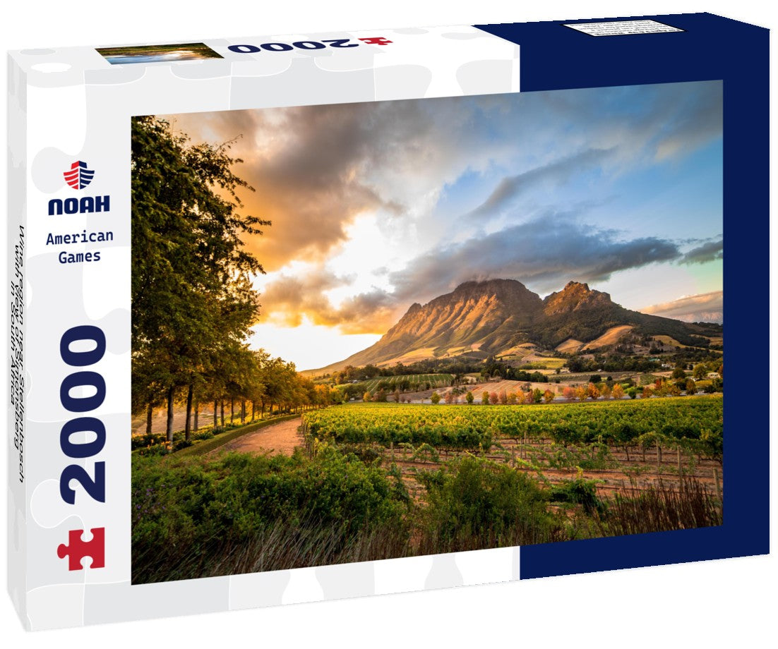 Wine region near Stellenbosch with view of Simonsberg in South Africa 2000pc Puzzle