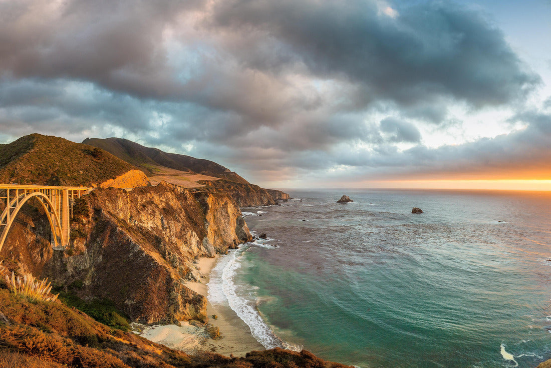 the historic Bixby Creek Bridge along the world-famous Highway 1 in beautiful golden evening light at sunset with dramatic cloud cover in summer, Monterey County, California, USA 2000pc Puzzle