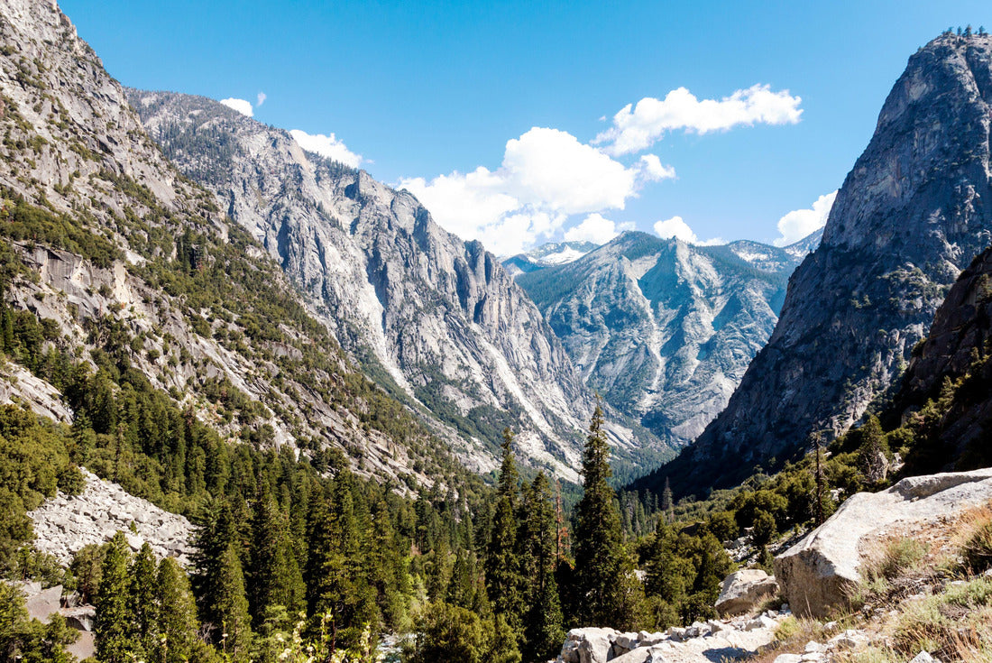 A landscape view of King's Canyon national Park in California 2000pc Puzzle