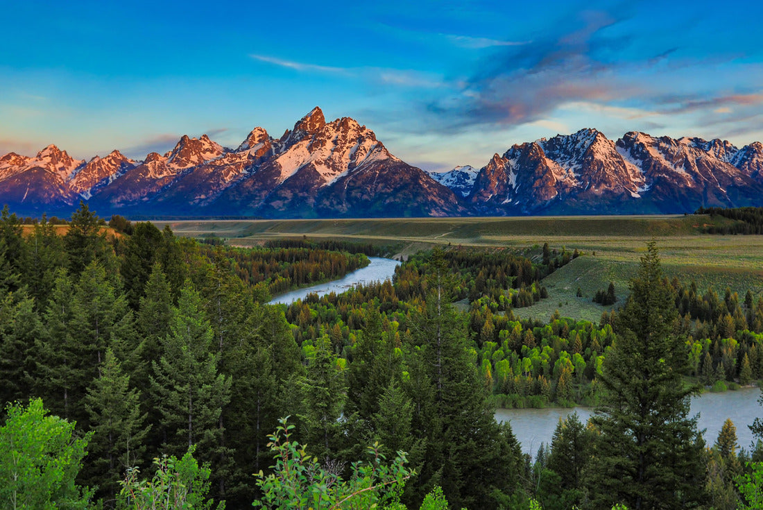 Sunrise from the Snake River Overlook in Wyoming with the Grand Tetons in the background 2000pc Puzzle