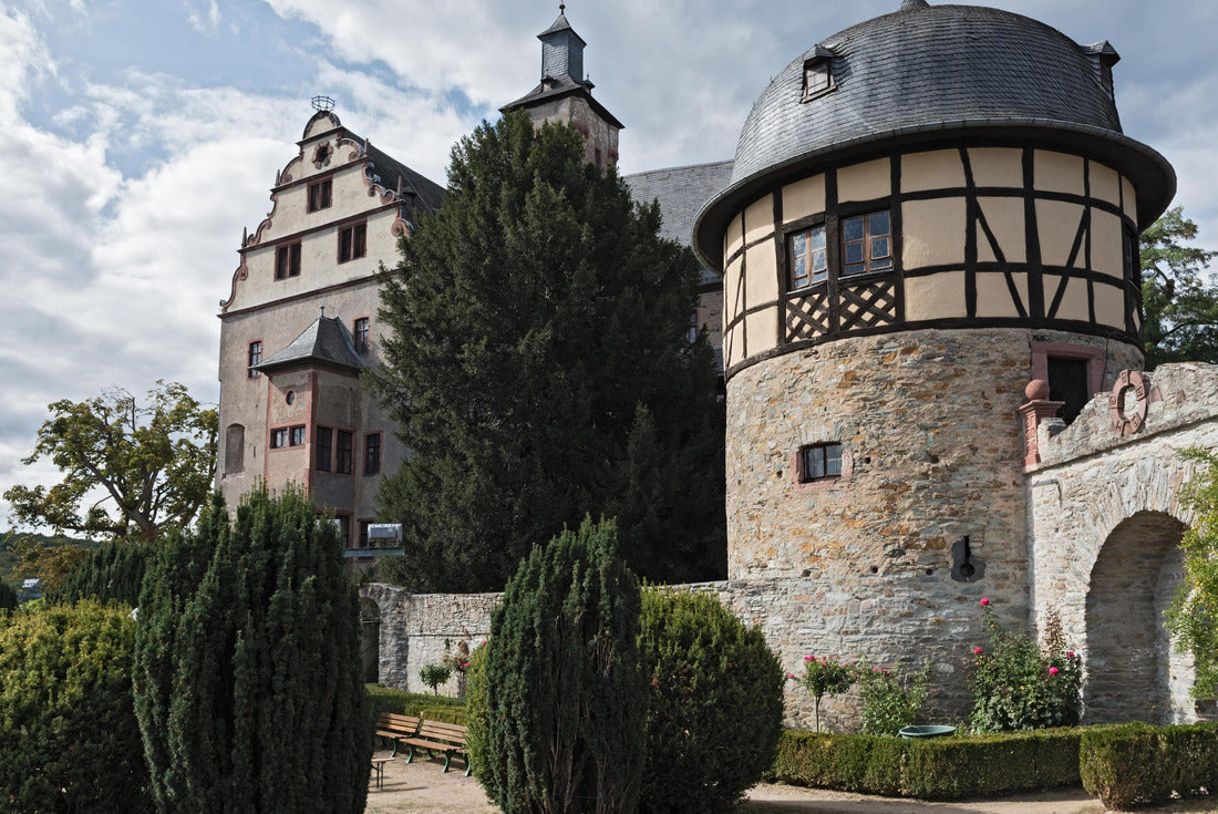 High Middle Ages Rock castle in Kronberg im Taunus, Hesse, Germany 2000pc Puzzle