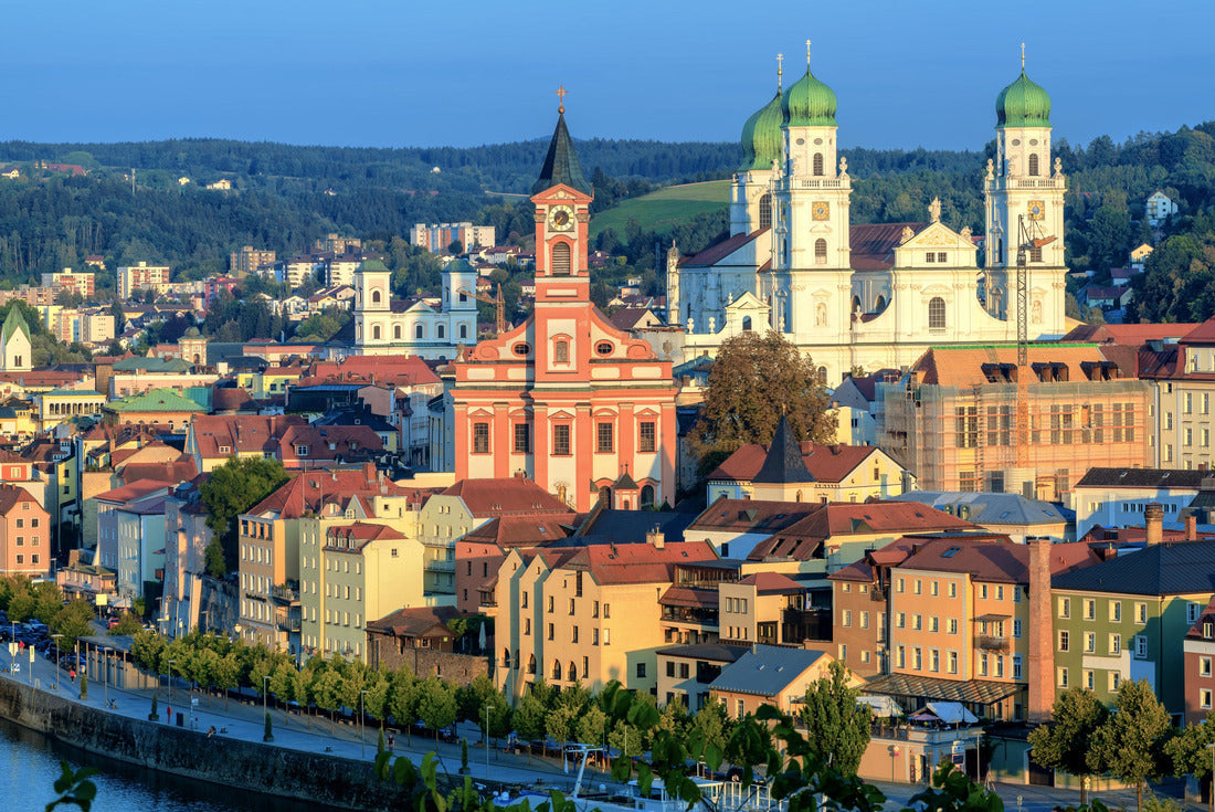 Passau's old town on the Danube, Bavaria, Germany 2000pc Puzzle