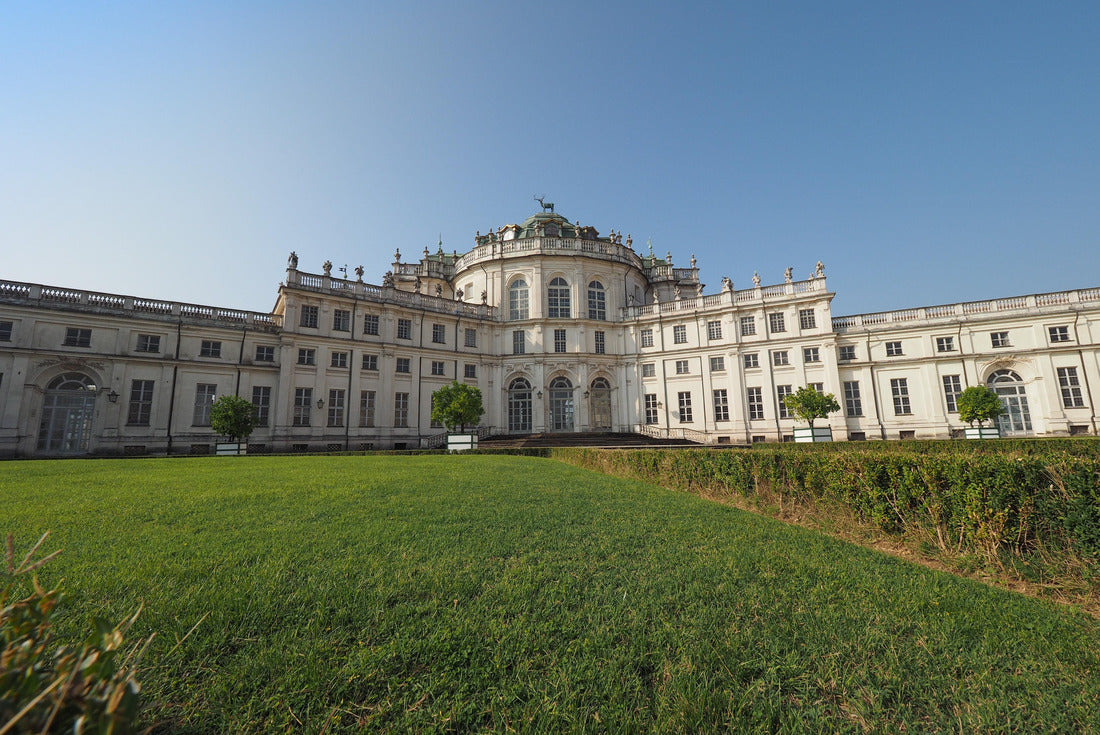 Palazzina di caccia di Stupinigi (meaning Hunting residence of Stupinigi) royal hunting lodge in Nichelino, Italy 2000pc Puzzle