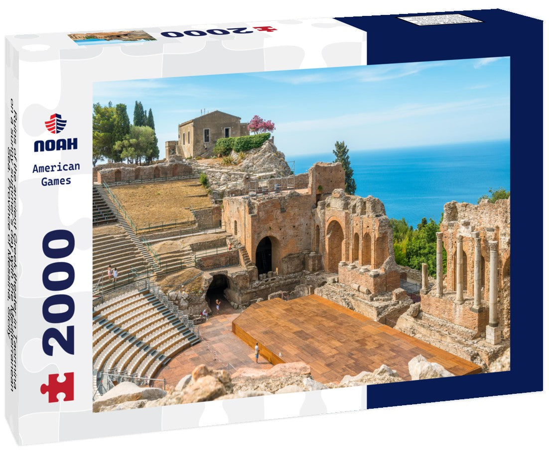 Ruins of the ancient Greek theater in Taormina on a sunny summer's day with the Mediterranean Sea. Province of Messina, Sicily 2000pc Puzzle