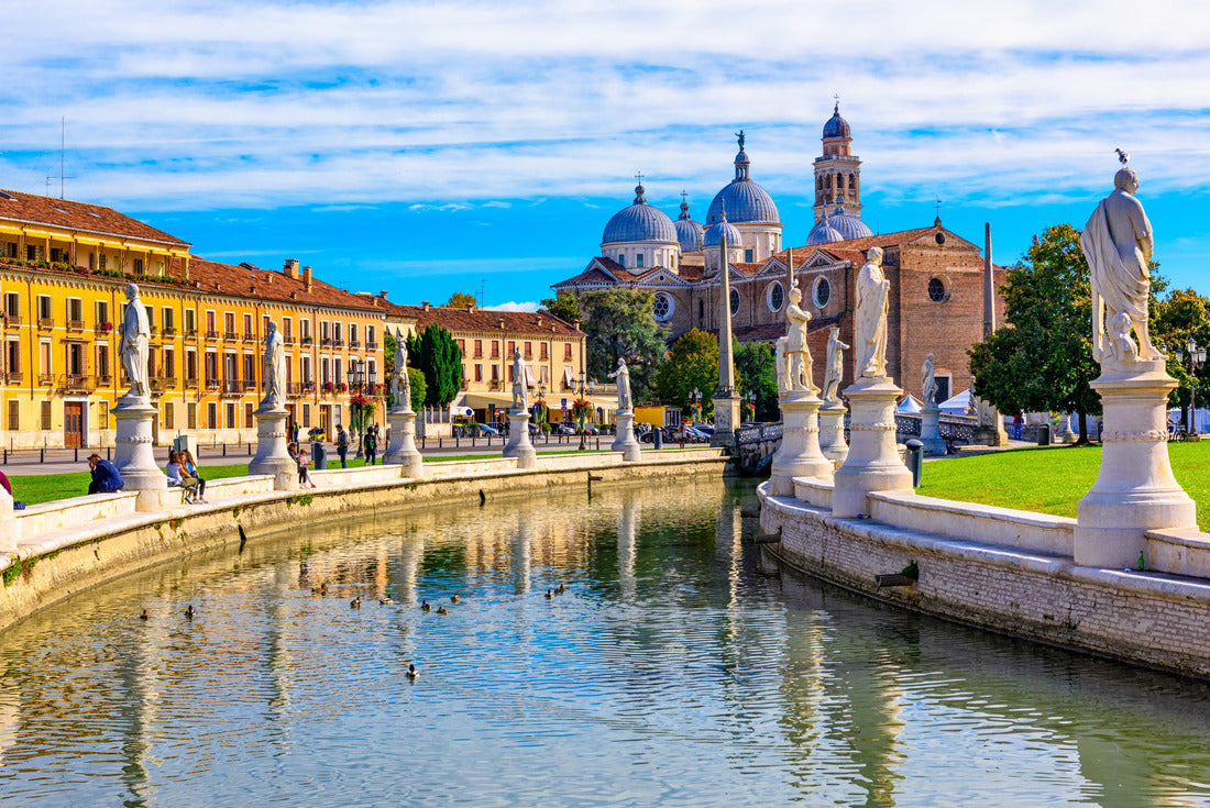 the canal with statues on the square Prato della Valle and the Basilica of Santa Giustina in Padova (Padua), Veneto, Italy 2000pc Puzzle