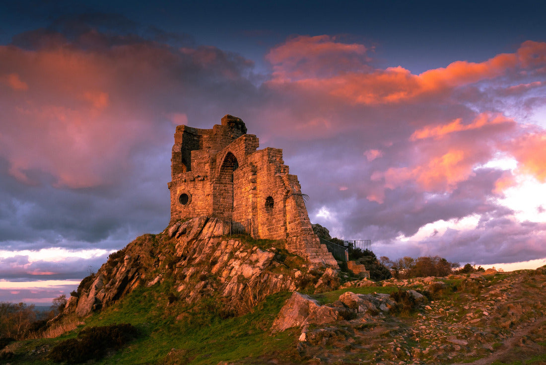 Mow Cop Castle Folly, Cheshire 2000pc Puzzle