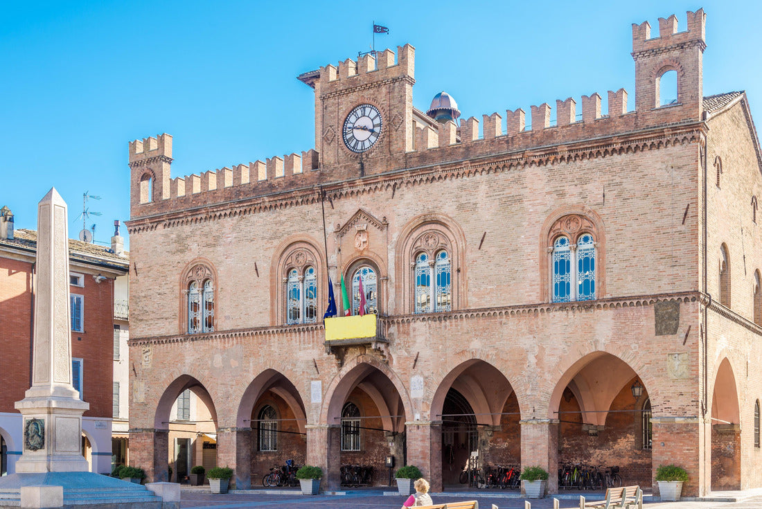 the Town hall and Garibaldi obelisk in Fidenza, Italy 2000pc Puzzle