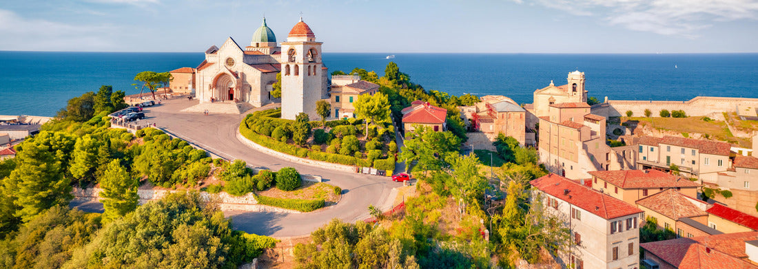 Noah Jigsaw Puzzle Cattedrale di San Ciriaco church and San Gregorio Illuminatore Catholic church. Spectacular summer city of Ancona city, Italy panorama 1000 pieces