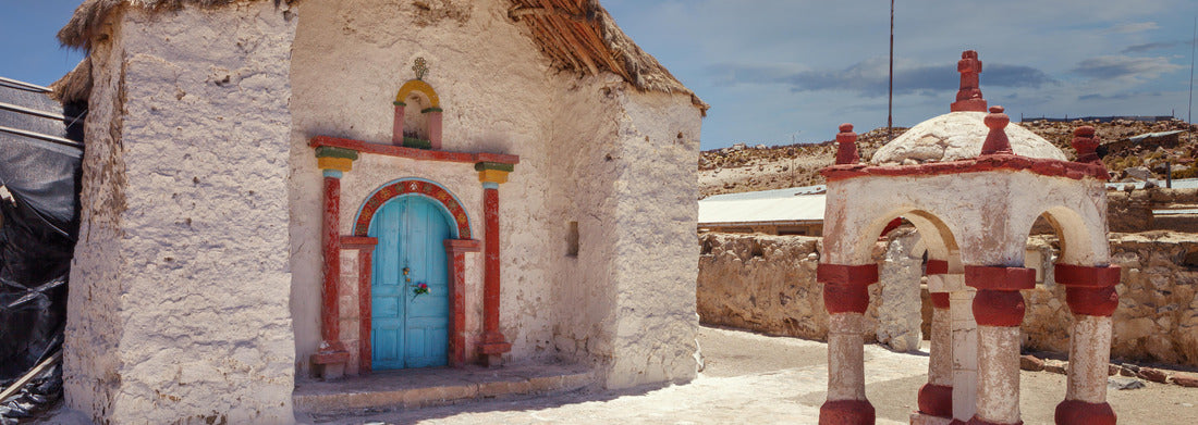 Noah Jigsaw Puzzle Small church from the 17th century in the village of Parinacota at 4,400 meters above sea level, in the Lauca National Park and on the high plateau of northern Chile panorama 1000 pieces