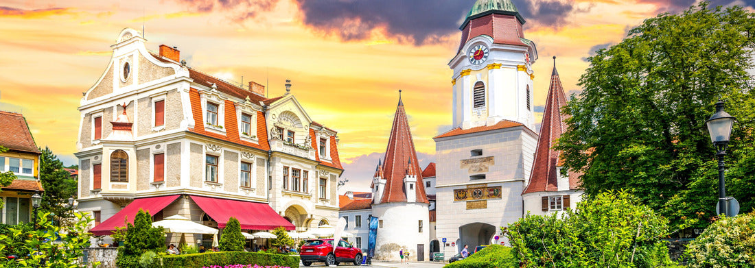 Noah Jigsaw Puzzle Stone Gate in Krems, Austria panorama 1000 pieces