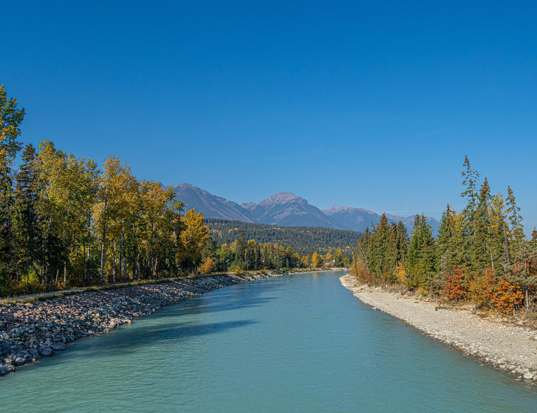 ImagiCan Jigsaw Puzzle Columbia River flowing through Golden in British Columbia 1000 pieces