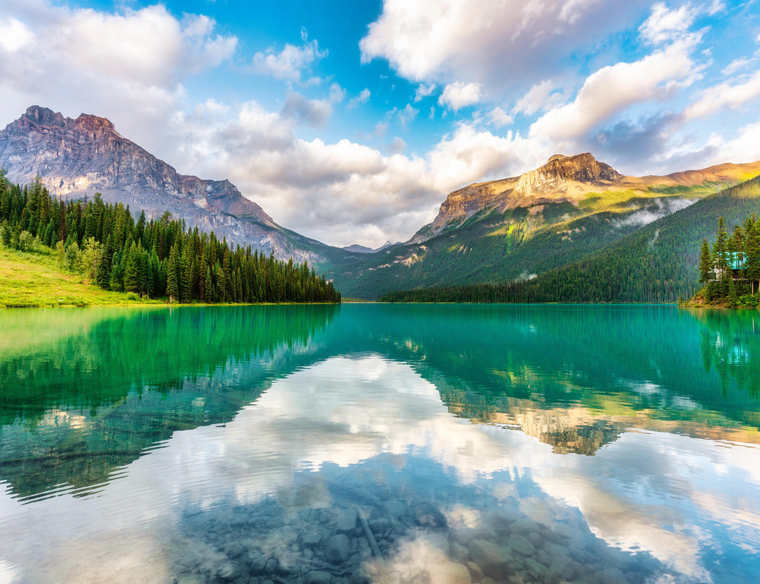 ImagiCan Jigsaw Puzzle Emerald Lake in Yoho Np, British Columbia, Canada 1000 pieces