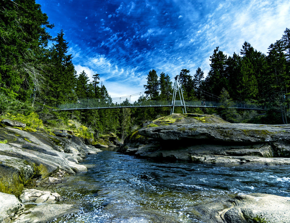 ImagiCan Jigsaw Puzzle Top suspension bridge on the English River at Beautiful Day, Parksville Canada 1000 pieces