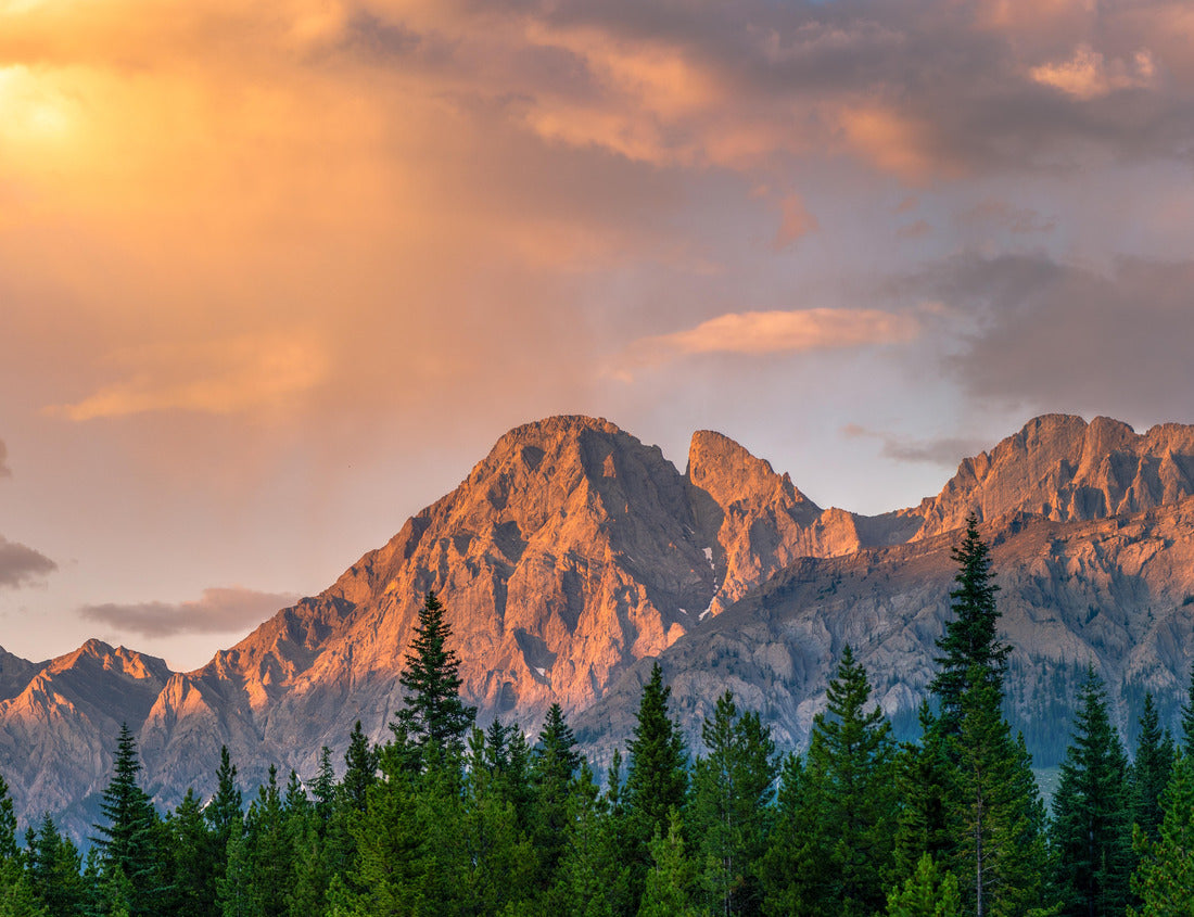 A mountains illuminated by the sunset in Kananaskis Country, Alberta 1000pc Puzzle