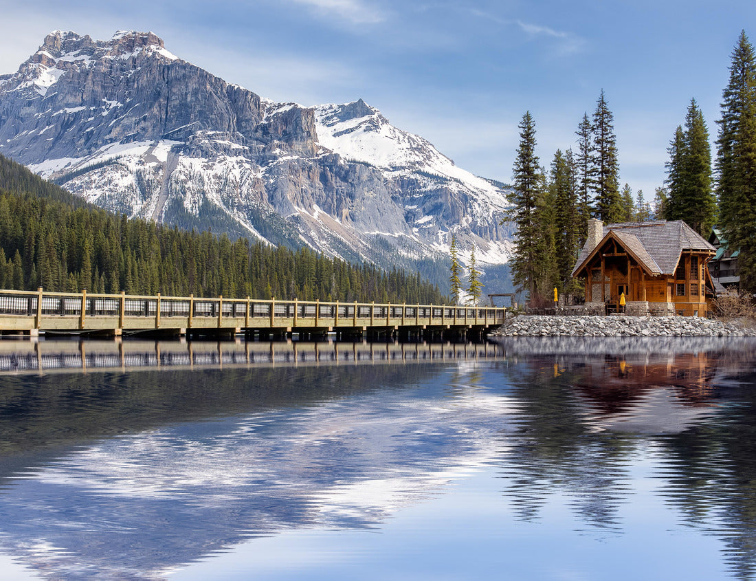 ImagiCan Jigsaw Puzzle Beautiful Emerald Lake in Field, British Columbia, Canada 1000 pieces