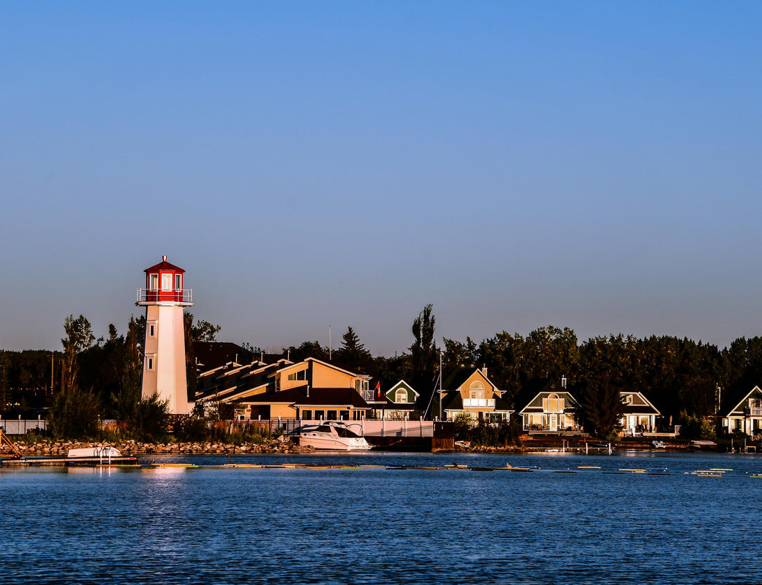 ImagiCan Jigsaw Puzzle Beautiful Lighthouse in Sylvan Lake Alberta Canada 1000 pieces