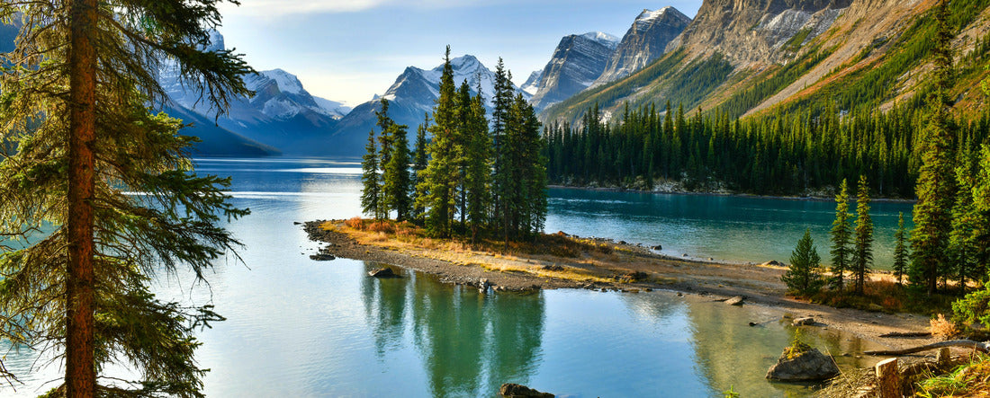 Beautiful Spirit Island in Maligne Lake, Jasper National Park, Alberta, Canada 2000pc Panoramic Puzzle