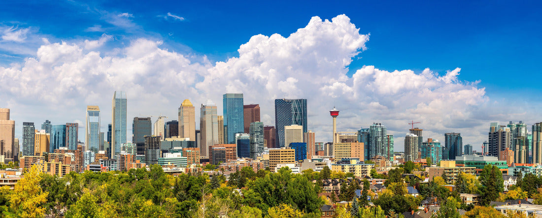 Calgary on a sunny day, Canada 2000pc Panoramic Puzzle