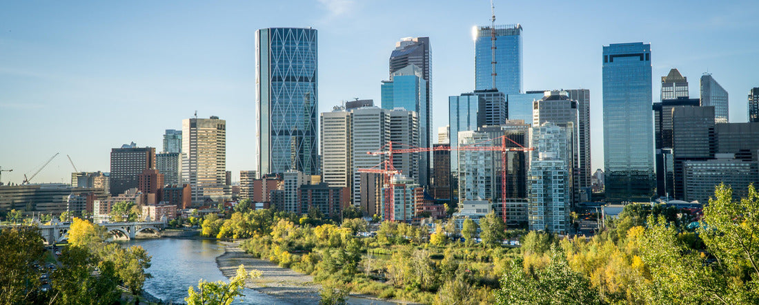 Downtown Calgary skyline on a summer morning, Alberta, Canada 2000pc Panoramic Puzzle