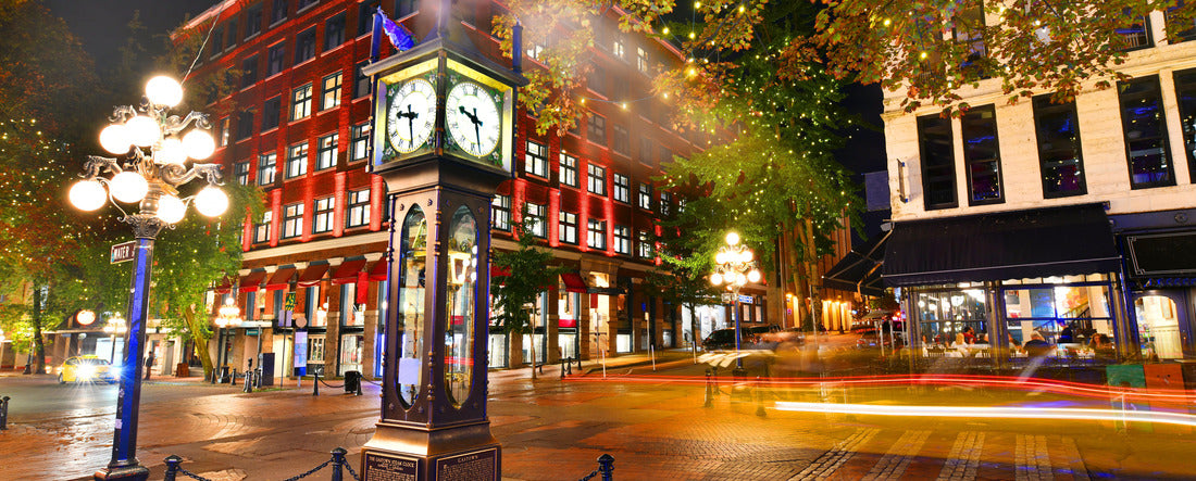 Night vision Historic Steam Clock in Gastown Vancouver, British Columbia 2000pc Panoramic Puzzle