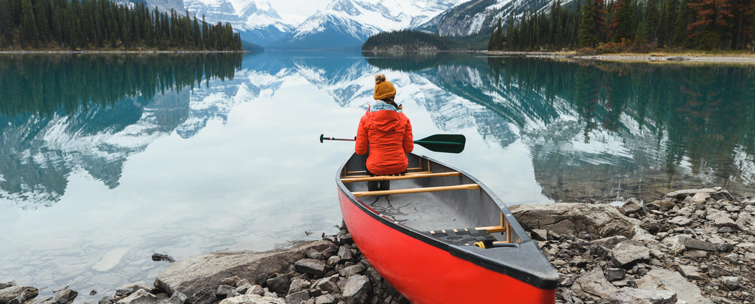 Spirit Island at Maligne Lake in the morning in Jasper National Park, AB 2000pc Panoramic Puzzle