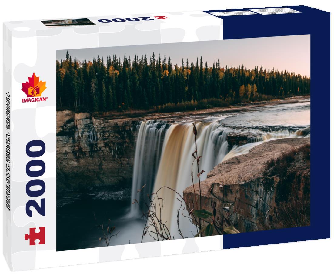 Alexandra waterfall in Northwest Territories, Canada 2000pc Puzzle