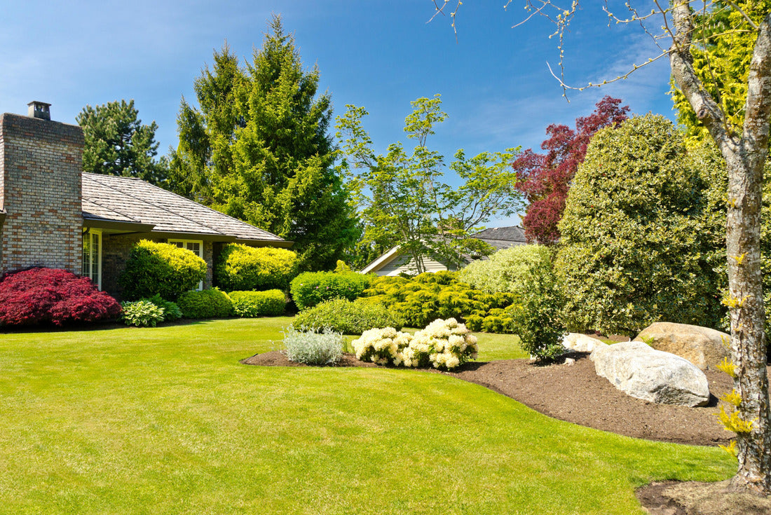 Outdoor garden in North Vancouver, British Columbia, Canada 2000pc Puzzle