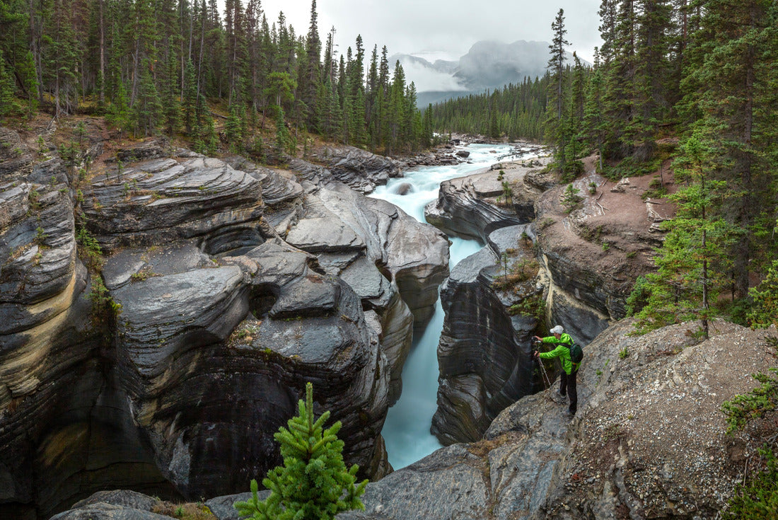 Mistaya Canyon in Banff National Park, Mistaya River, Alberta, Canada 2000pc Puzzle