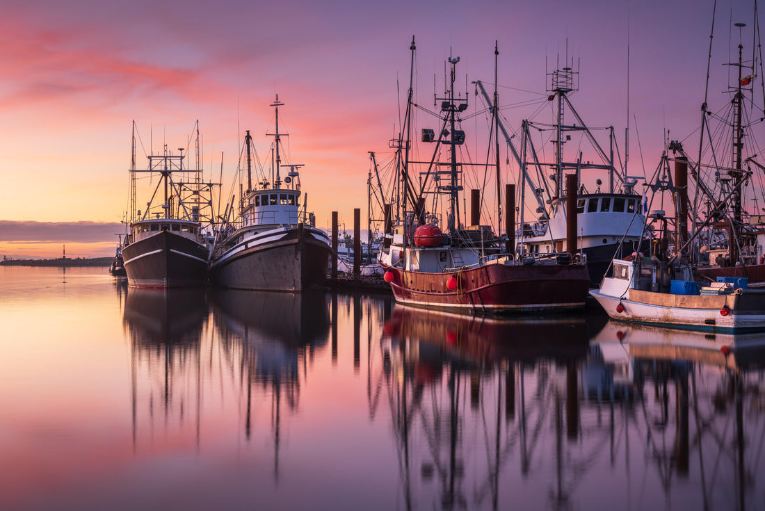 Fishing boats in Steveston Harbour at dusk, Richmond, British Columbia 2000pc Puzzle