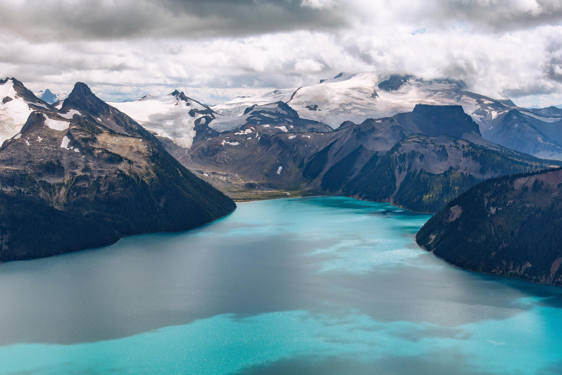 ImagiCan Jigsaw Puzzle Canadian nature mountain landscape background. Garibaldi, British Columbia, Canada 2000 pieces