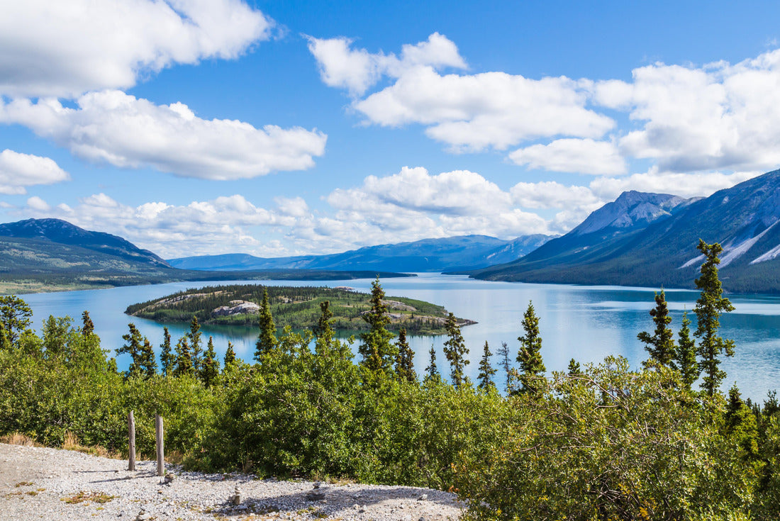 ImagiCan Jigsaw Puzzle Girls enjoying a beautiful mountain lake. Peyto Lake, Canadian Rockies, Alberta, Canada 2000 pieces