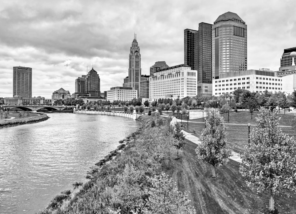 Cityscape of Columbus above the Scioto River, Ohio in black white