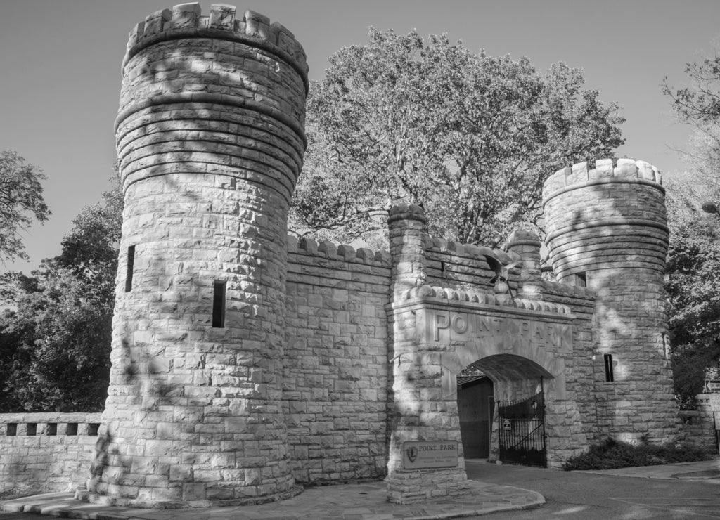 Chickamauga and Chattanooga National Military Park, Tennessee in black white