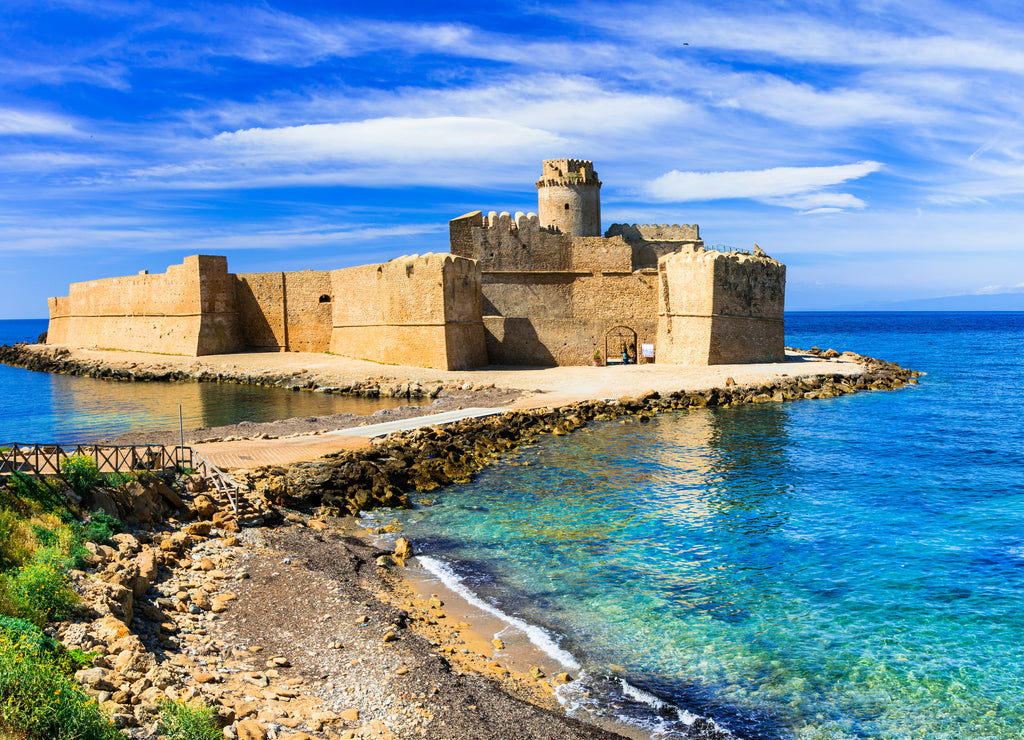 Le Castella. Isola di Capo Rizzuto - amazing castle and beautiful sea in Calabria, Italy