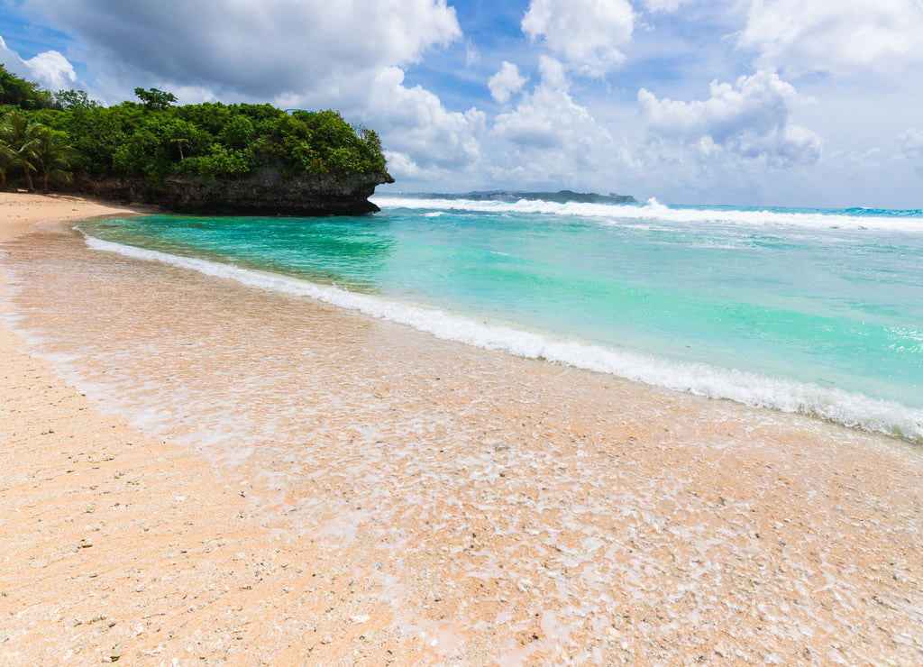 Gun beach, Guam