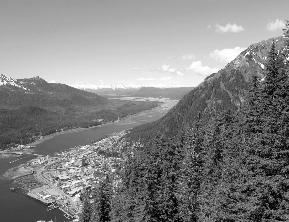 Noah Jigsaw Puzzle Fukuoka, Japan city skyline at the port in black white 1000 pieces