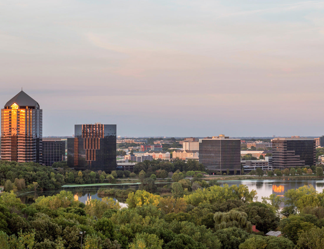 Noah Jigsaw Puzzle A Medium Shot of the Lake Normandale Office Block Reflecting a Late Summer Sunset in Bloomington, Minnesota 1000 pieces