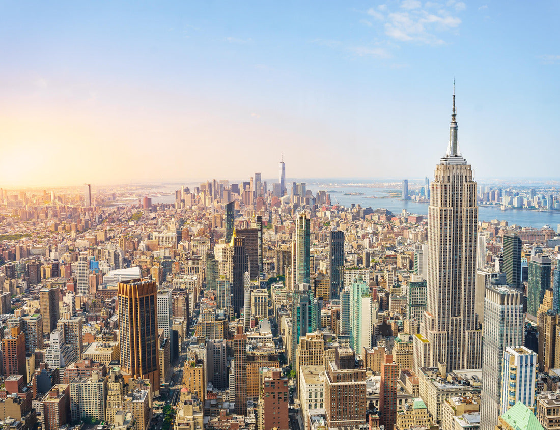 Noah Jigsaw Puzzle Amazing panoramic view of the New York skyline and skyscraper at sunset. Beautiful cityscape in midtown Manhattan 1000 pieces
