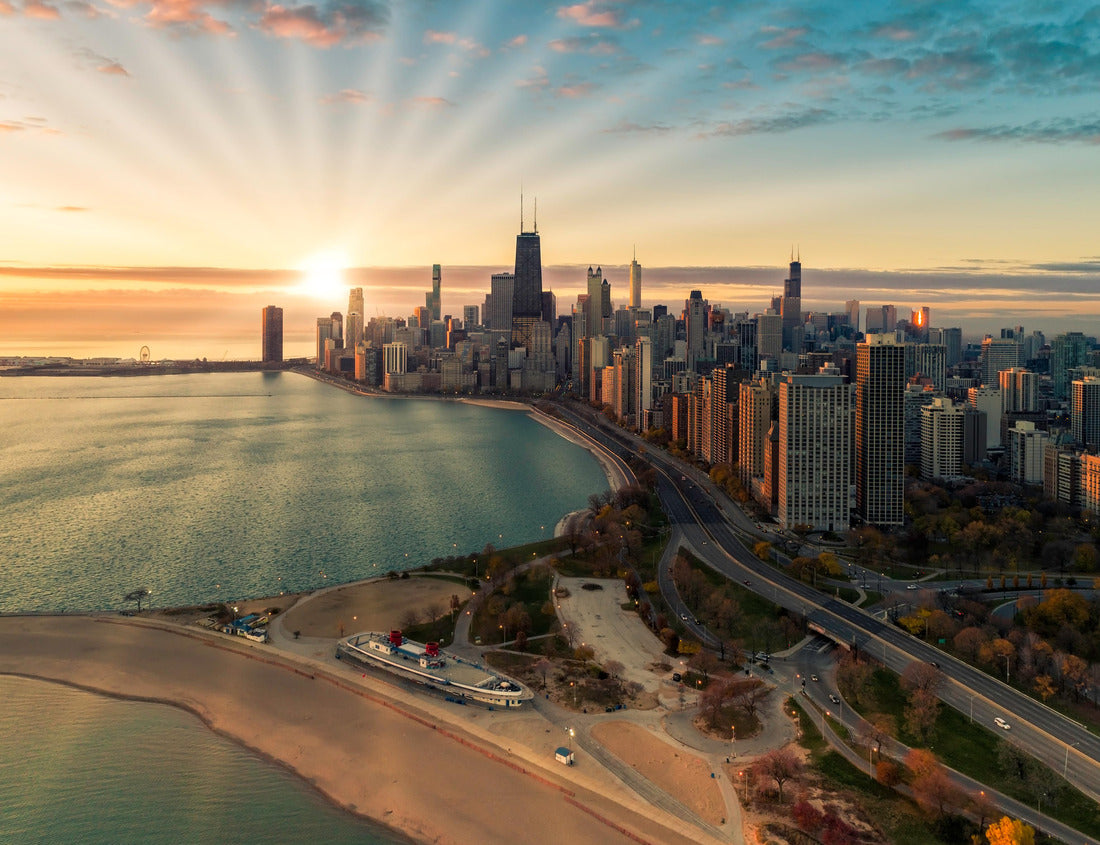 Noah Jigsaw Puzzle Aerial view of the Chicago downtown skyline at sunrise with sunbeams. Morning light over the city on Lake Michigan 1000 pieces