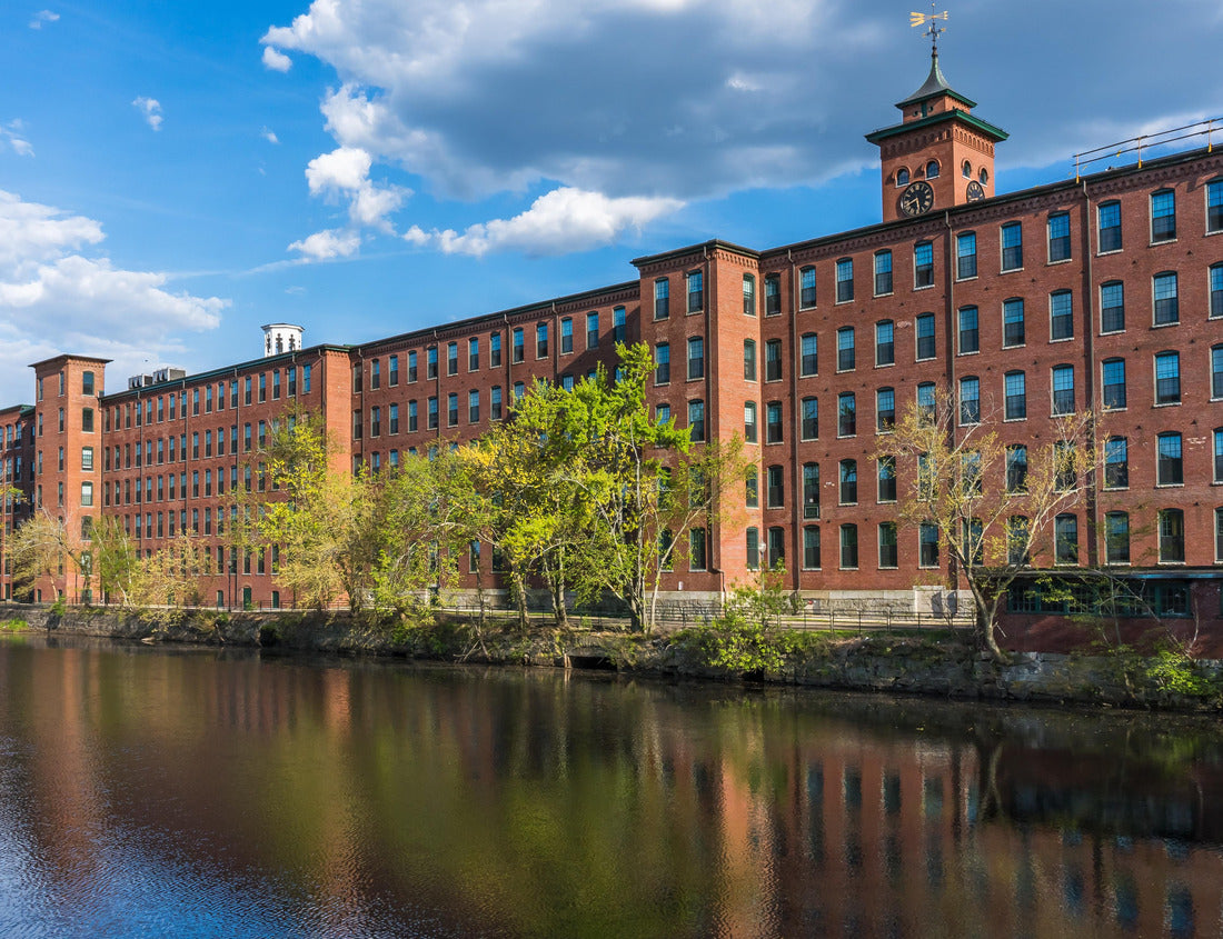 Noah Jigsaw Puzzle Historical building of a cotton factory with a clock tower in an old industrial park on Nashua River in May. Nashua, New Hampshire 1000 pieces