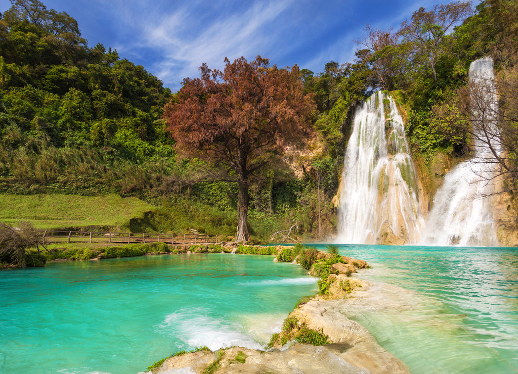 Minas Viejas waterfall, Mexico