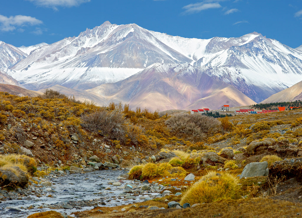 Las Leñas is one of the largest Andean ski resorts in Argentina
