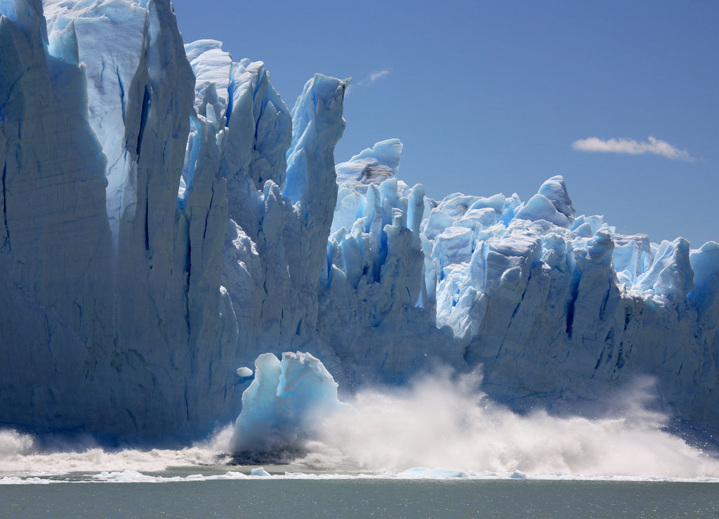 Ice calving from the Perito Moreno Glacier - Argentina